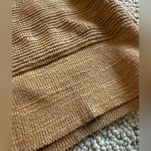 J. Crew Men’s Knit Sweater Gold Tan Size XL Fitted 100% Cotton Layer Textured - Picture 6 of 7